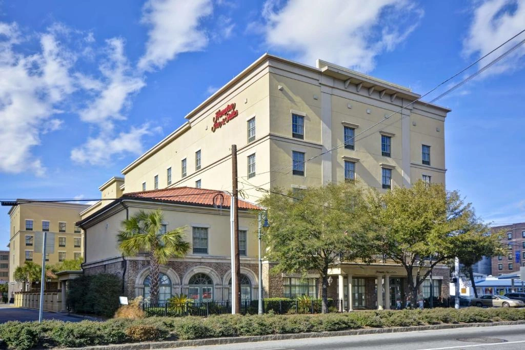 Hampton Inn & Suites Savannah