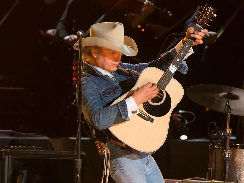 Dwight Yoakam